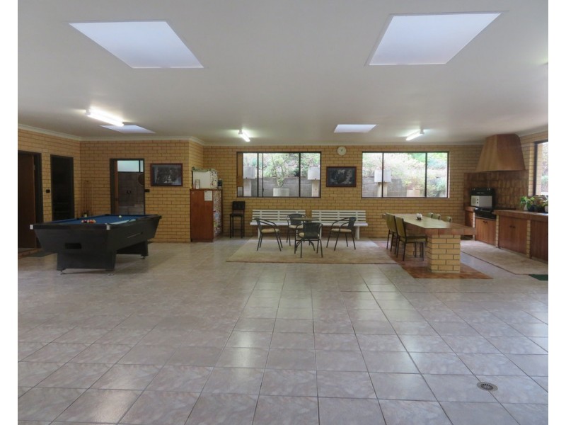 95 West Street, Gundagai NSW 2722