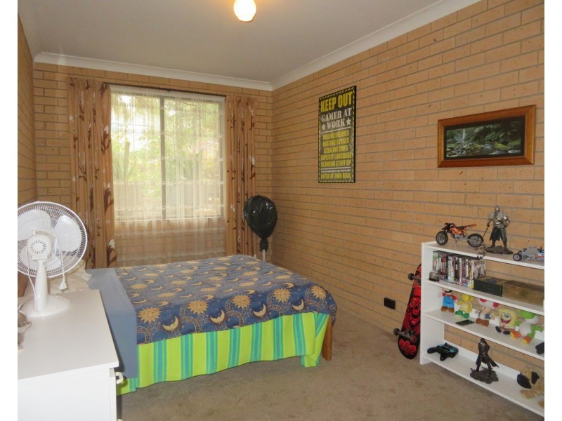 95 West Street, Gundagai NSW 2722