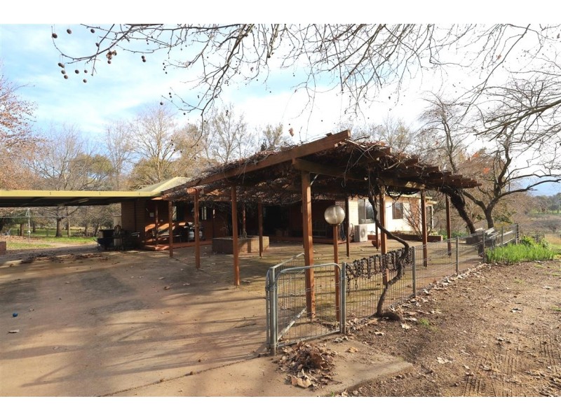 “Brookdale” 1015 Snowy Mountains Highway, Wermatong, Tumut NSW 2720
