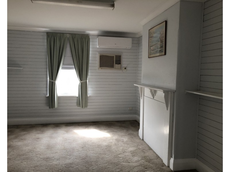 40 Merivale Street, Tumut NSW 2720