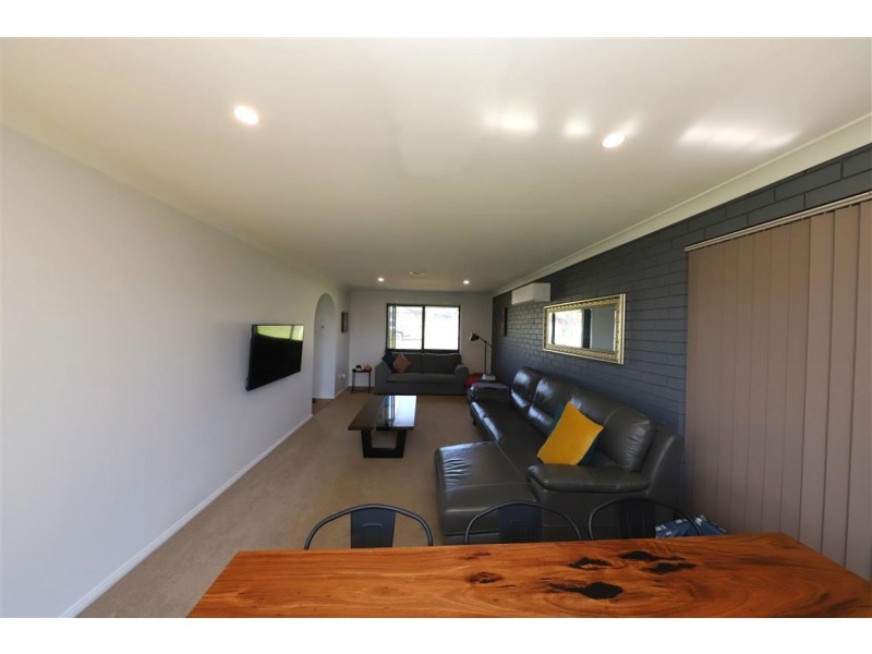 15 Forest street, Tumut NSW 2720