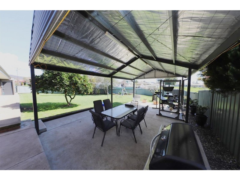 15 Forest street, Tumut NSW 2720