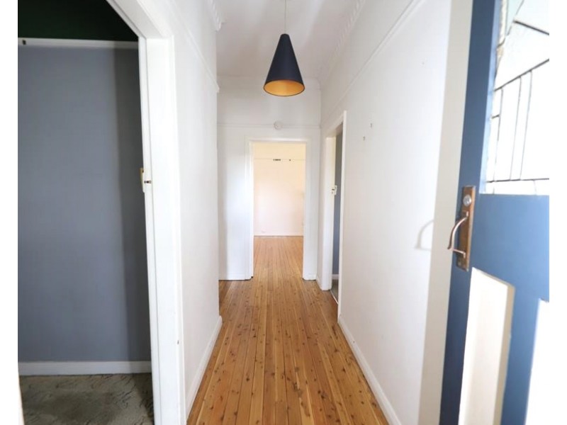 99 Fitzroy Street, Tumut NSW 2720