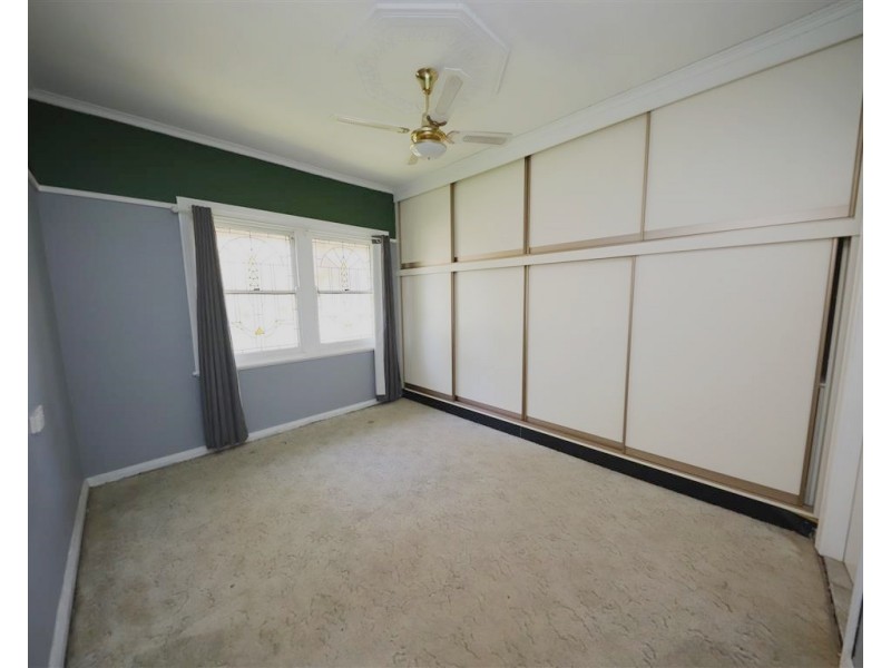 99 Fitzroy Street, Tumut NSW 2720