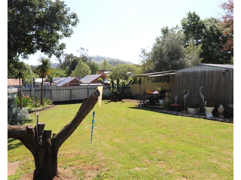 62 Lockhart Street, Adelong NSW 2729