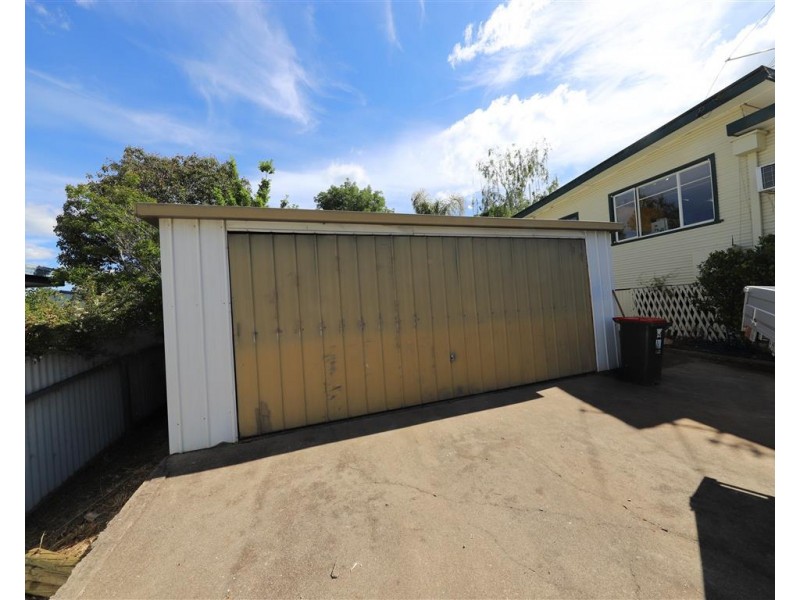 93 Lynch Street, Adelong NSW 2729