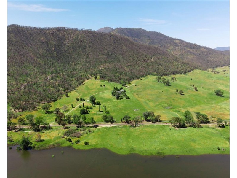 43 Miles Franklin Drive, Talbingo NSW 2720