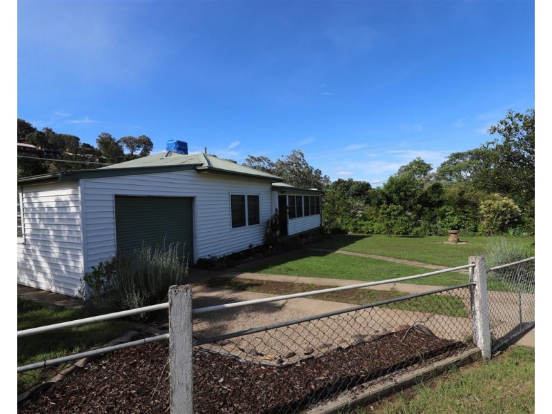 97 Herbert Street, Tumut NSW 2720