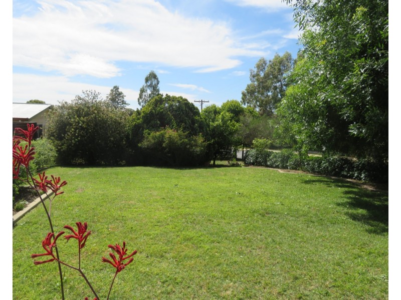 21 O’Hagan Street, Gundagai NSW 2722