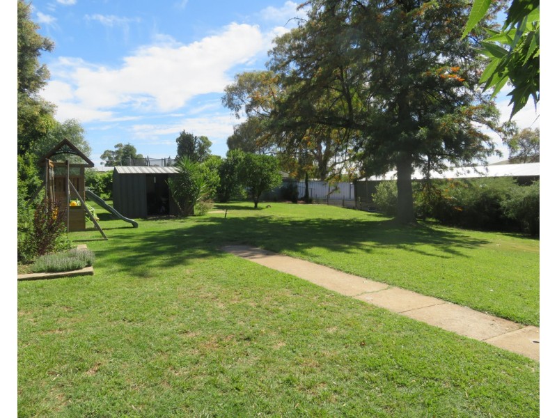 21 O’Hagan Street, Gundagai NSW 2722