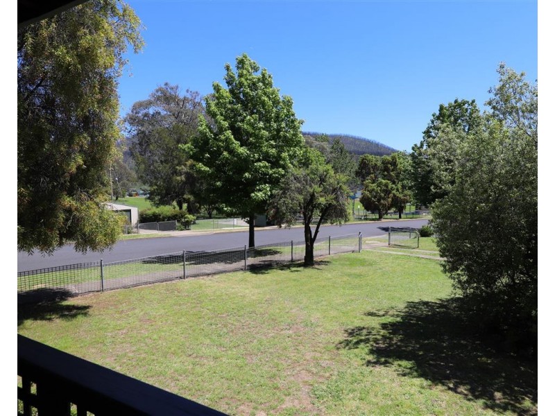 5 Bridle Street, Talbingo NSW 2720