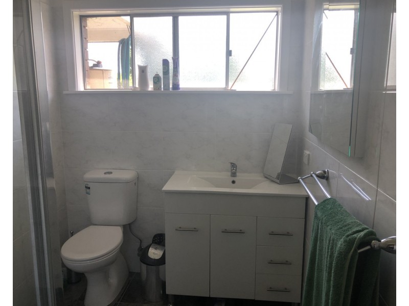 100 Lambie Street, Tumut NSW 2720