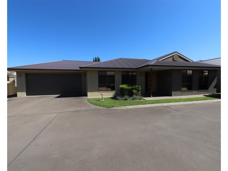 3/8-10 Russell Street, Tumut NSW 2720