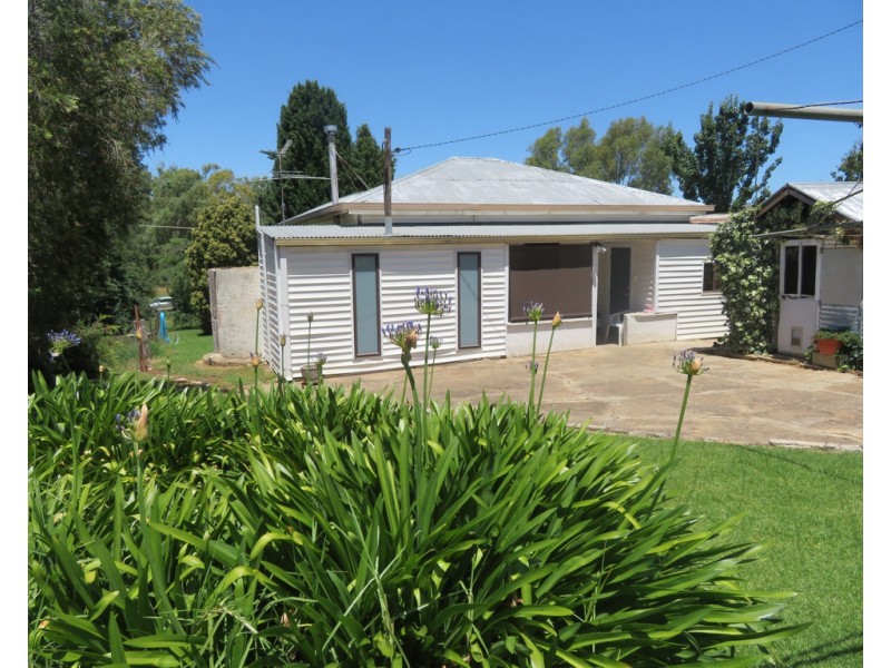 3 Dodd Street, Gundagai NSW 2722