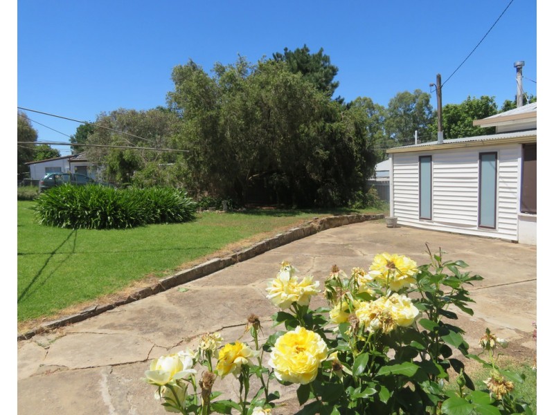 3 Dodd Street, Gundagai NSW 2722