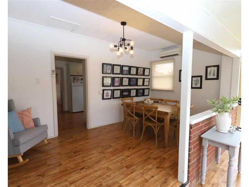 104 Russell Street, Tumut NSW 2720