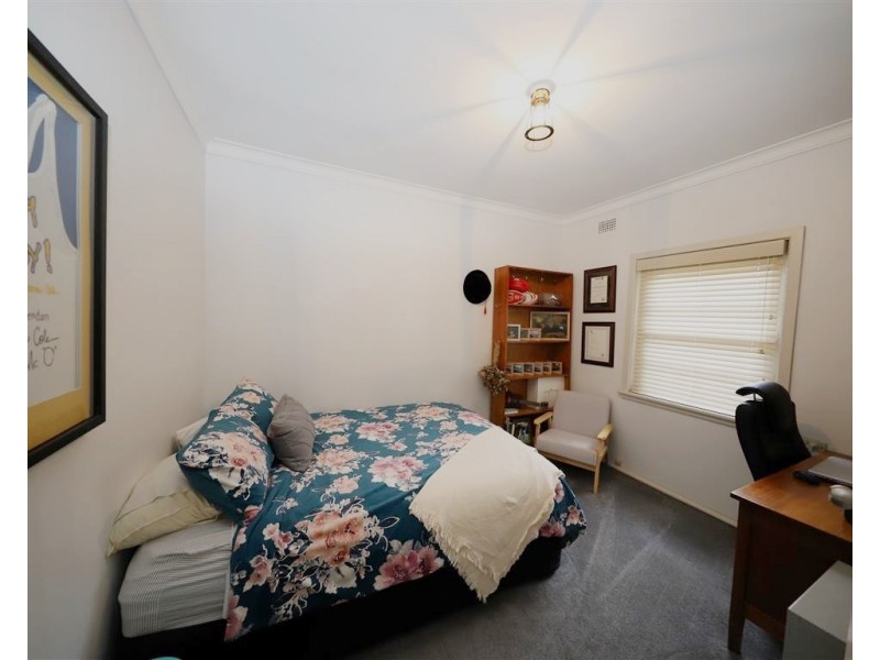 104 Russell Street, Tumut NSW 2720