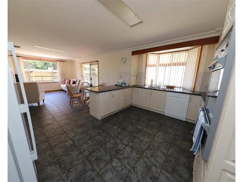 3 Hume Place, Tumut NSW 2720