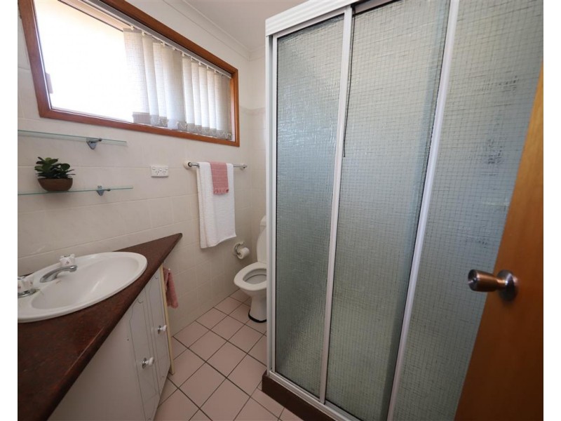 3 Hume Place, Tumut NSW 2720