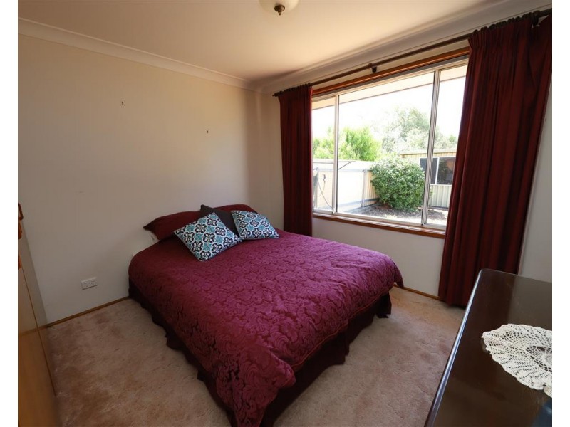 3 Hume Place, Tumut NSW 2720