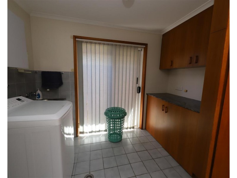 3 Hume Place, Tumut NSW 2720