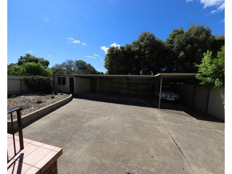 3 Hume Place, Tumut NSW 2720