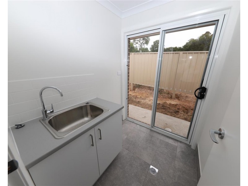 62 Quandong Avenue, Tumut NSW 2720