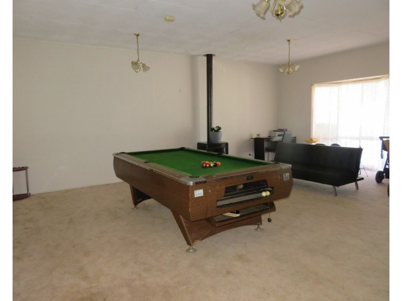 12 Mount Street, Gundagai NSW 2722