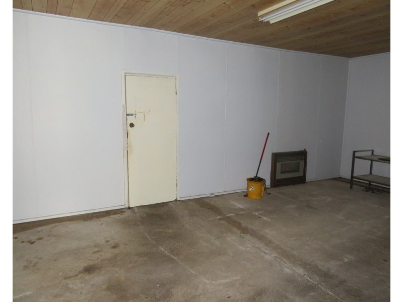 32 West Street, Gundagai NSW 2722