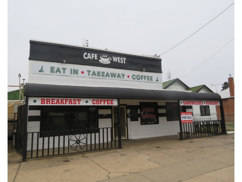 32 West Street, Gundagai NSW 2722
