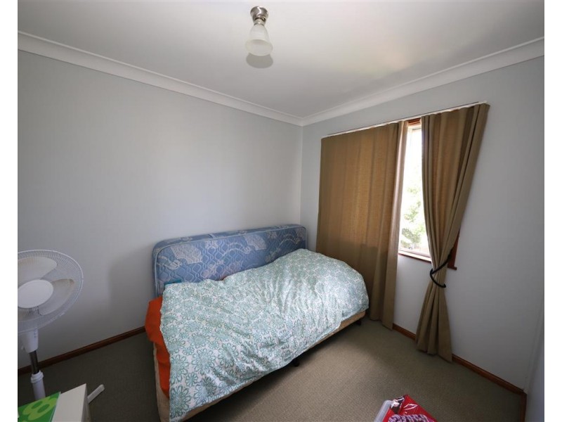 23 Corra Lyn Avenue, Batlow NSW 2730