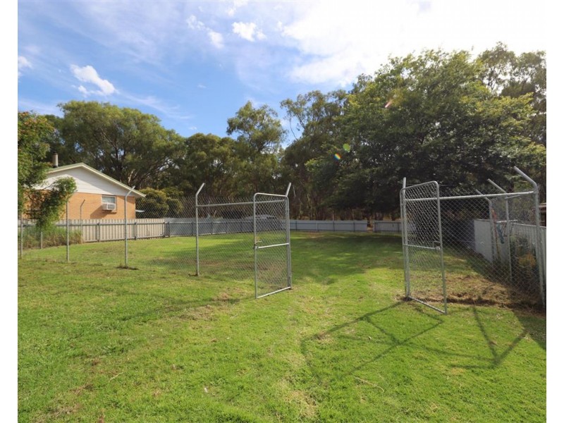 34 Banksia Crescent, Tumut NSW 2720