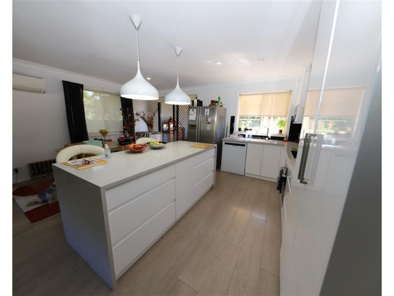 156 Fitzroy Street, Tumut NSW 2720