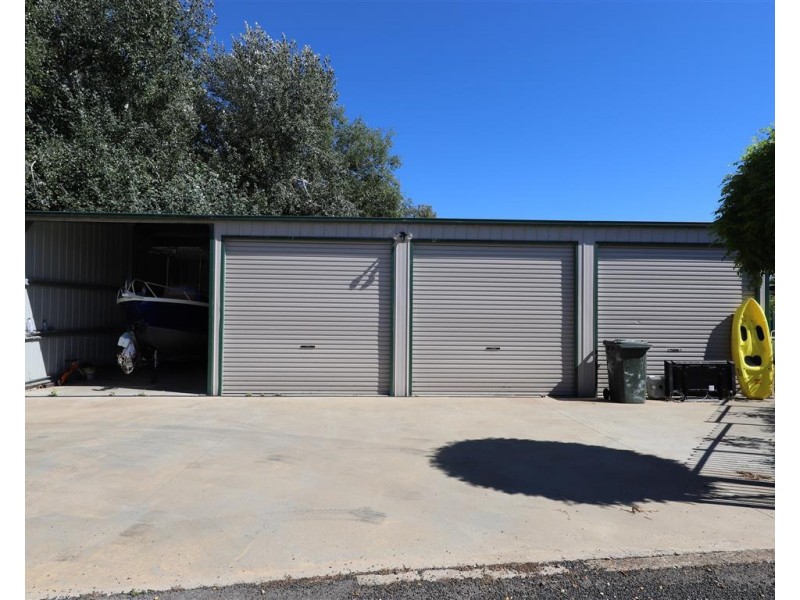 156 Fitzroy Street, Tumut NSW 2720