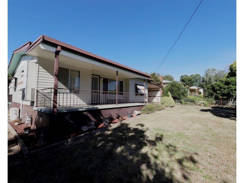 89 Lockhart street, Adelong NSW 2729