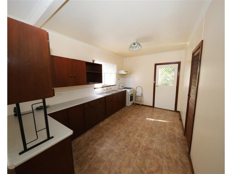 89 Lockhart street, Adelong NSW 2729