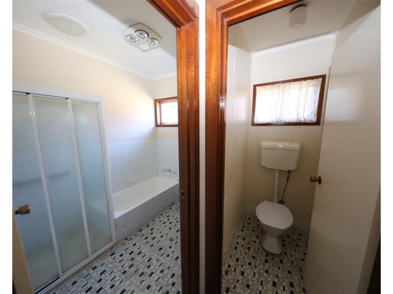 89 Lockhart street, Adelong NSW 2729