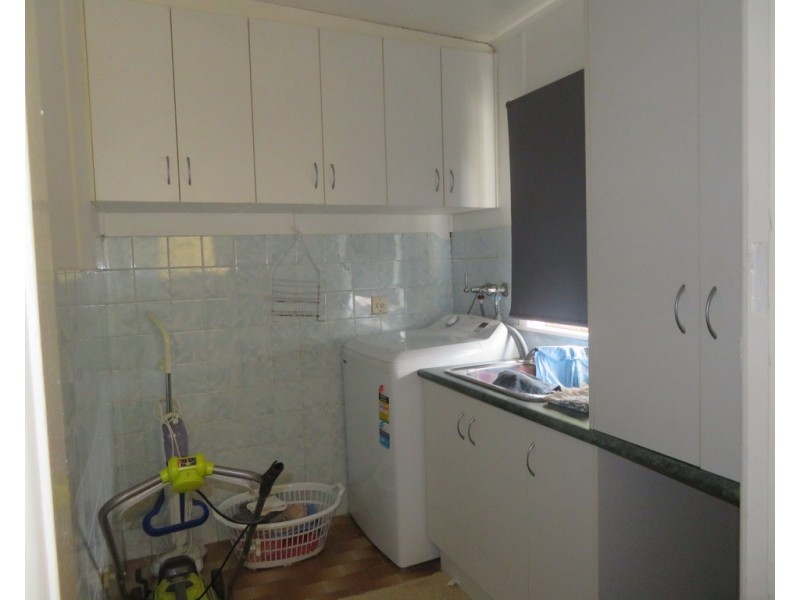 22 Tor Street, Gundagai NSW 2722