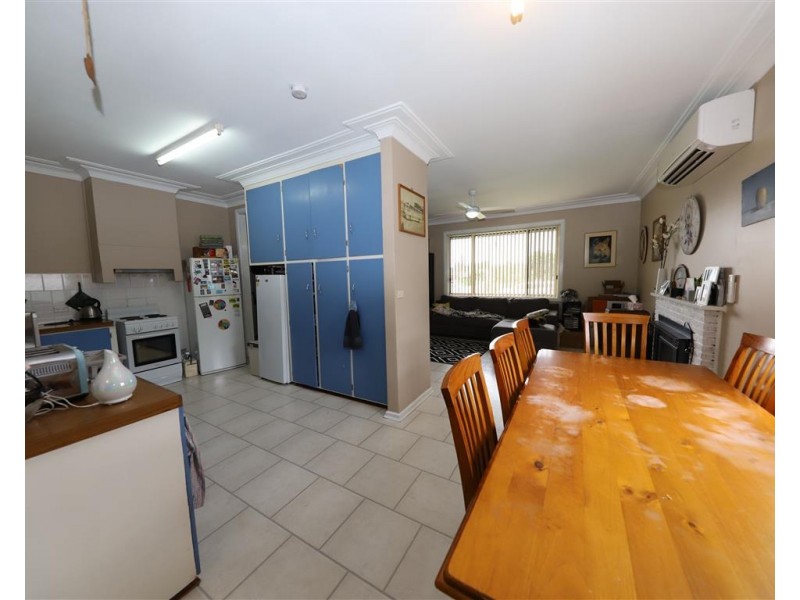 191 Simpson Street, Tumut NSW 2720