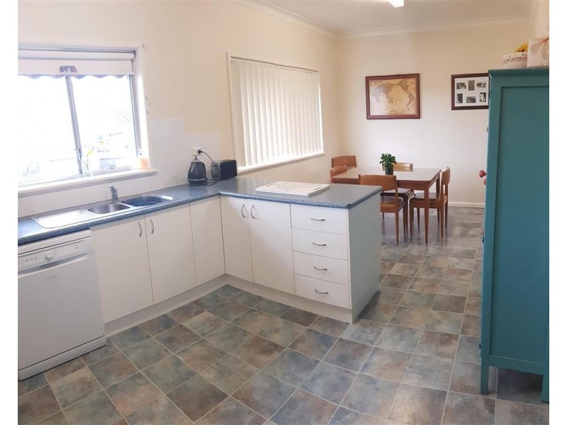 46 Forest Street, Tumut NSW 2720