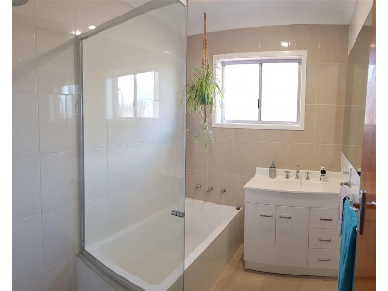 46 Forest Street, Tumut NSW 2720