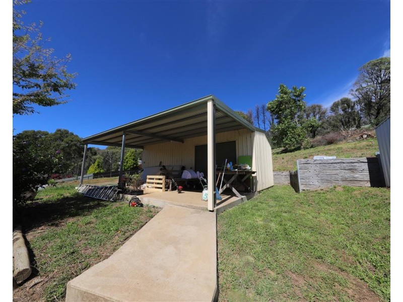 38 Bartlett Street, Batlow NSW 2730
