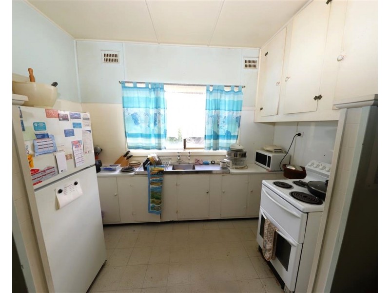 28 Coorabel Avenue, Batlow NSW 2730