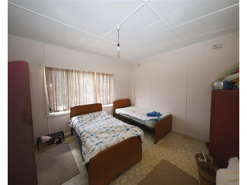 28 Coorabel Avenue, Batlow NSW 2730