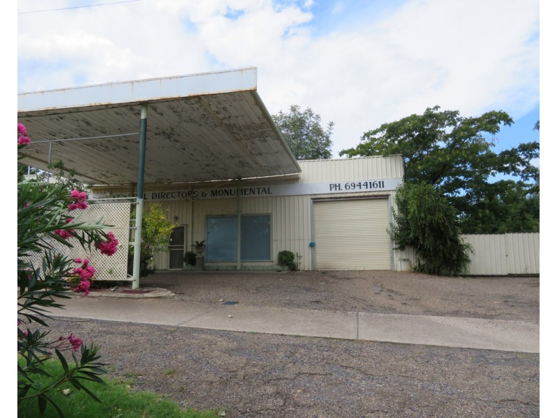 47 West Street, Gundagai NSW 2722