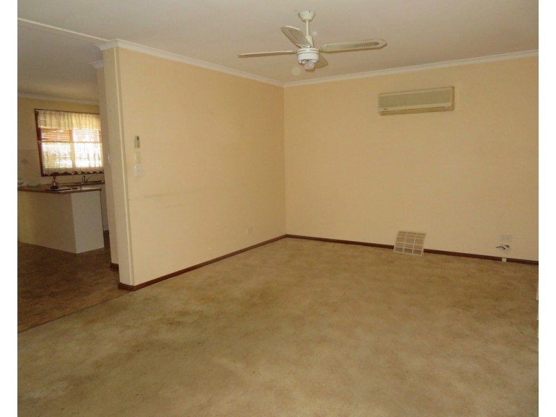 47 West Street, Gundagai NSW 2722