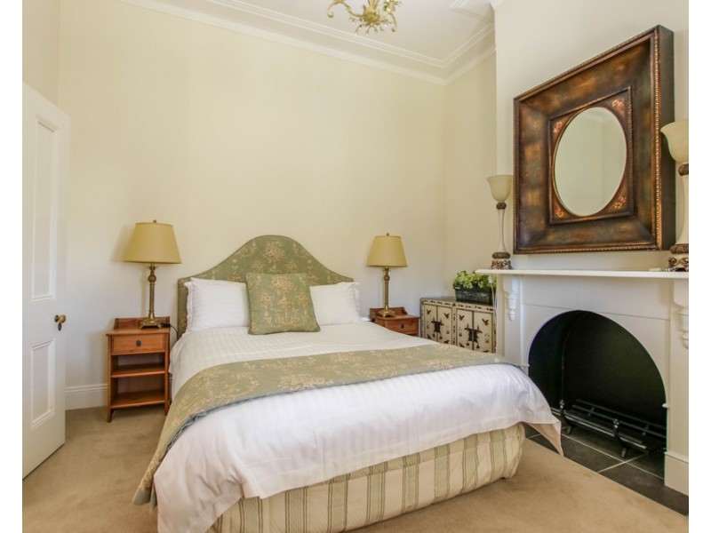 12 Wynyard Street “The Monarch”, Tumut NSW 2720