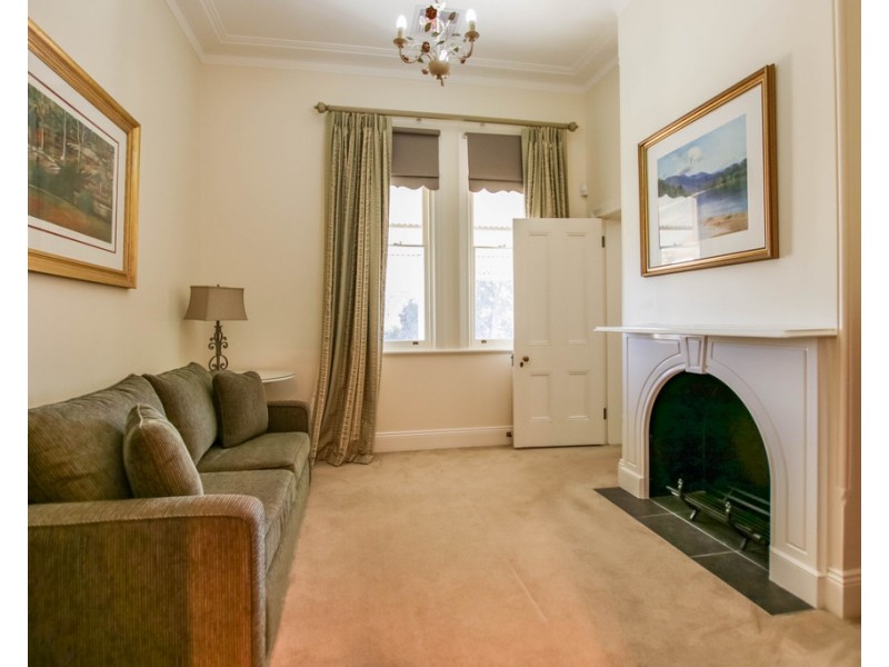 12 Wynyard Street “The Monarch”, Tumut NSW 2720