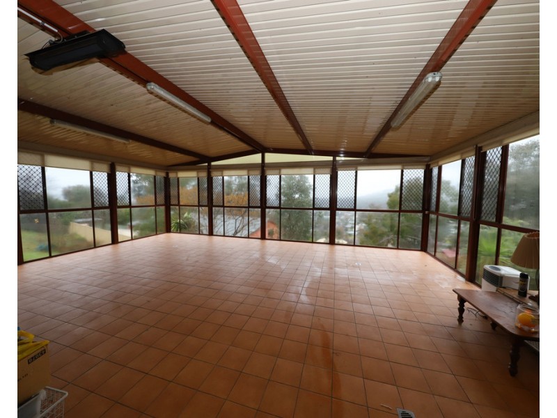 9 Orana Crescent, Tumut NSW 2720