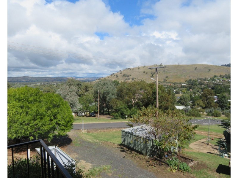4 Judy Street, Gundagai NSW 2722